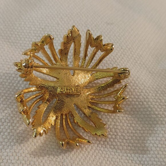 Lisner Faux Pearl Accents Leaf Gold Tone Brooch Pin Vintage Round Stamped Signed - Picture 4 of 9